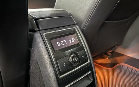 Skoda Superb III рестайлинг, 2012 год, 999 000 рублей, 23 фотография