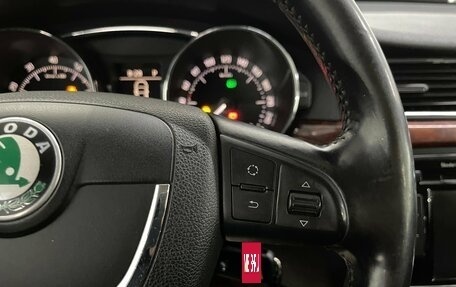 Skoda Superb III рестайлинг, 2012 год, 999 000 рублей, 13 фотография