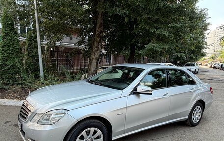 Mercedes-Benz E-Класс, 2011 год, 1 125 000 рублей, 1 фотография
