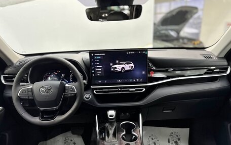Toyota Highlander, 2026 год, 5 450 000 рублей, 30 фотография
