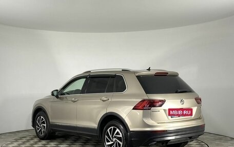 Volkswagen Tiguan II, 2019 год, 2 630 000 рублей, 7 фотография