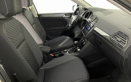 Volkswagen Tiguan II, 2019 год, 2 630 000 рублей, 10 фотография