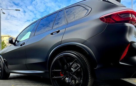 BMW X5 M, 2021 год, 11 600 000 рублей, 2 фотография