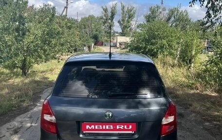 Skoda Fabia II, 2009 год, 450 000 рублей, 2 фотография