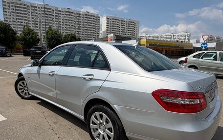 Mercedes-Benz E-Класс, 2011 год, 1 125 000 рублей, 8 фотография