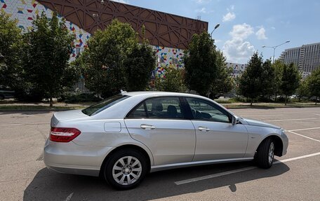 Mercedes-Benz E-Класс, 2011 год, 1 125 000 рублей, 9 фотография