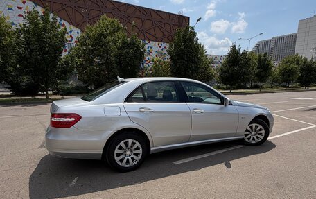 Mercedes-Benz E-Класс, 2011 год, 1 125 000 рублей, 10 фотография