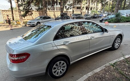 Mercedes-Benz E-Класс, 2011 год, 1 125 000 рублей, 3 фотография