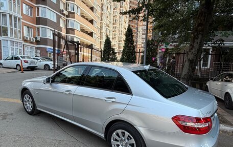 Mercedes-Benz E-Класс, 2011 год, 1 125 000 рублей, 4 фотография