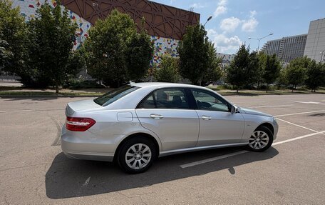 Mercedes-Benz E-Класс, 2011 год, 1 125 000 рублей, 11 фотография