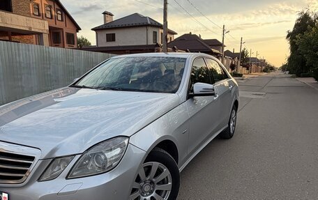 Mercedes-Benz E-Класс, 2011 год, 1 125 000 рублей, 17 фотография
