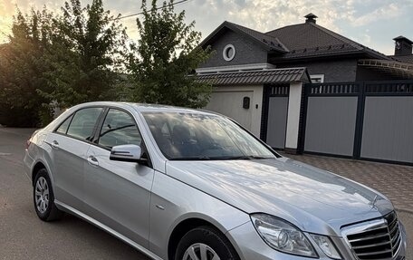 Mercedes-Benz E-Класс, 2011 год, 1 125 000 рублей, 19 фотография