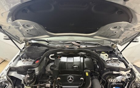 Mercedes-Benz E-Класс, 2011 год, 1 125 000 рублей, 30 фотография
