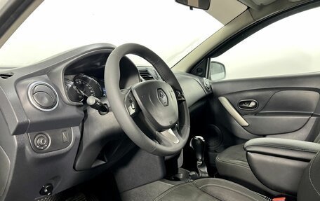 Renault Logan II, 2017 год, 500 000 рублей, 10 фотография