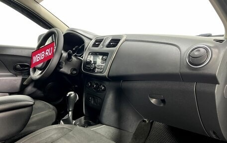 Renault Logan II, 2017 год, 500 000 рублей, 12 фотография