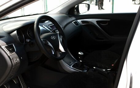 Hyundai Elantra V, 2012 год, 840 000 рублей, 13 фотография