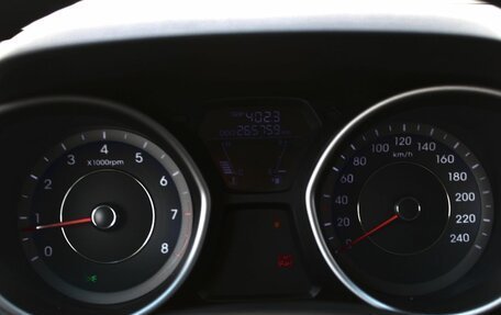 Hyundai Elantra V, 2012 год, 840 000 рублей, 15 фотография