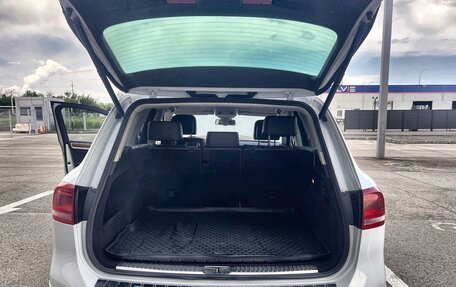 Volkswagen Touareg III, 2014 год, 2 349 000 рублей, 3 фотография