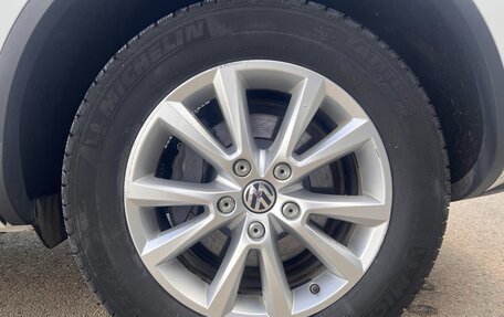 Volkswagen Touareg III, 2014 год, 2 349 000 рублей, 5 фотография