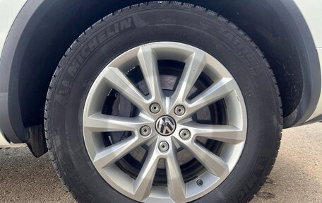 Volkswagen Touareg III, 2014 год, 2 349 000 рублей, 15 фотография