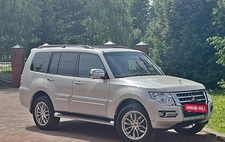 Mitsubishi Pajero IV, 2021 год, 4 800 000 рублей, 2 фотография