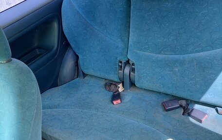 Toyota Yaris I рестайлинг, 1999 год, 310 000 рублей, 6 фотография