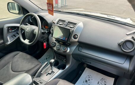 Toyota RAV4, 2012 год, 1 499 000 рублей, 13 фотография