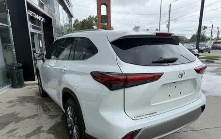 Toyota Highlander, 2026 год, 5 550 000 рублей, 14 фотография