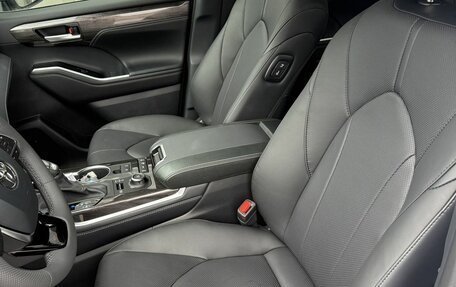 Toyota Highlander, 2026 год, 5 550 000 рублей, 8 фотография