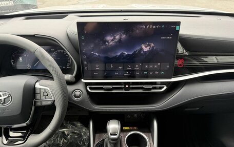 Toyota Highlander, 2026 год, 5 550 000 рублей, 12 фотография