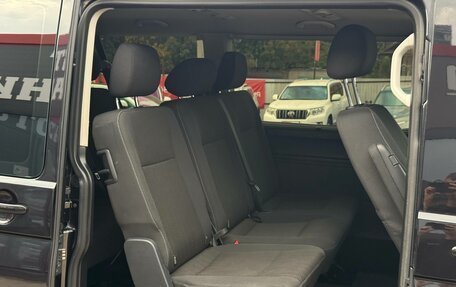 Volkswagen Caravelle T6 рестайлинг, 2017 год, 2 299 000 рублей, 23 фотография