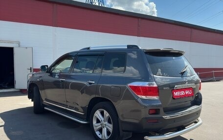 Toyota Highlander III, 2012 год, 1 599 000 рублей, 6 фотография