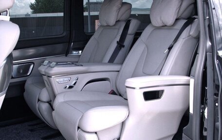 Mercedes-Benz V-Класс, 2026 год, 9 899 000 рублей, 2 фотография