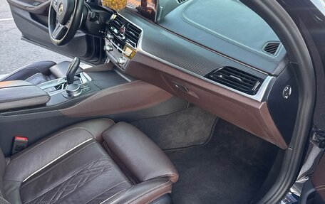 BMW 5 серия, 2020 год, 3 800 000 рублей, 14 фотография