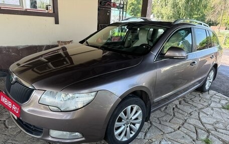 Skoda Superb III рестайлинг, 2012 год, 1 150 000 рублей, 4 фотография