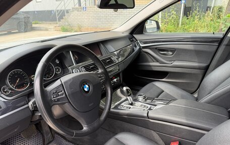 BMW 5 серия, 2013 год, 2 200 000 рублей, 16 фотография