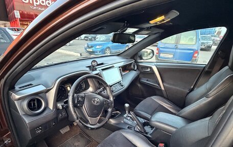 Toyota RAV4, 2017 год, 2 250 000 рублей, 5 фотография