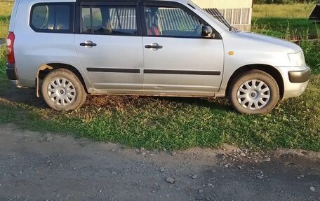 Toyota Succeed I рестайлинг, 2003 год, 450 000 рублей, 2 фотография