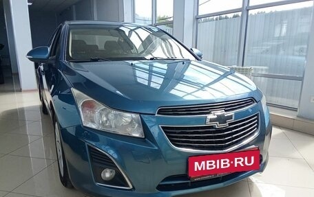 Chevrolet Cruze II, 2014 год, 679 000 рублей, 3 фотография