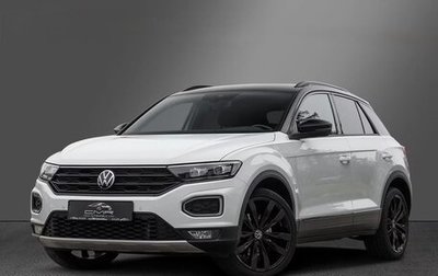 Volkswagen T-Roc I, 2023 год, 2 235 000 рублей, 1 фотография