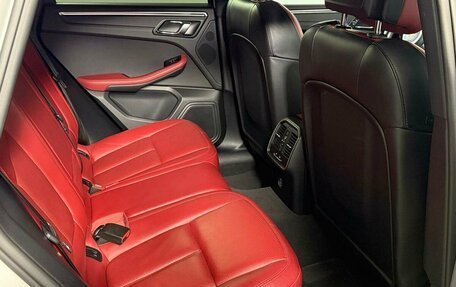 Porsche Macan I рестайлинг, 2018 год, 3 799 000 рублей, 13 фотография