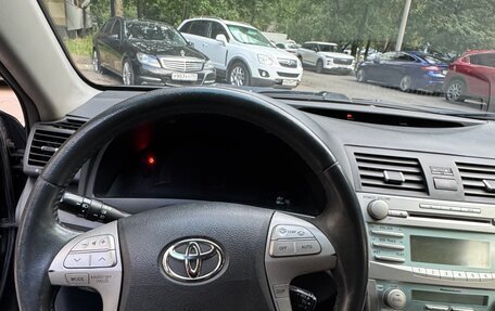 Toyota Camry, 2008 год, 1 050 000 рублей, 10 фотография
