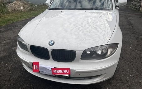 BMW 1 серия, 2011 год, 850 000 рублей, 7 фотография