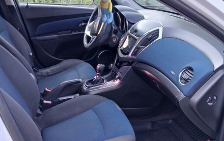Chevrolet Cruze II, 2014 год, 590 000 рублей, 4 фотография