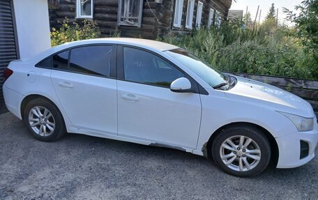 Chevrolet Cruze II, 2014 год, 590 000 рублей, 3 фотография