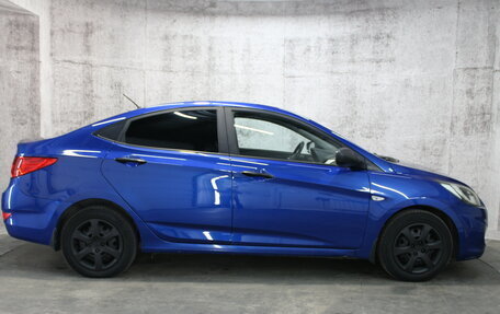 Hyundai Solaris II рестайлинг, 2014 год, 875 000 рублей, 4 фотография