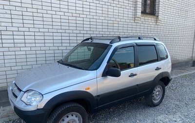 Chevrolet Niva I рестайлинг, 2011 год, 285 000 рублей, 1 фотография