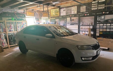 Skoda Rapid I, 2017 год, 650 000 рублей, 2 фотография