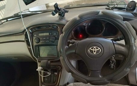 Toyota Kluger I, 2001 год, 950 000 рублей, 7 фотография