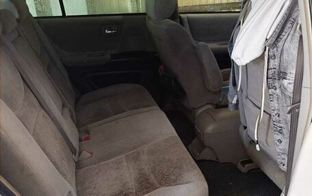 Toyota Kluger I, 2001 год, 950 000 рублей, 8 фотография
